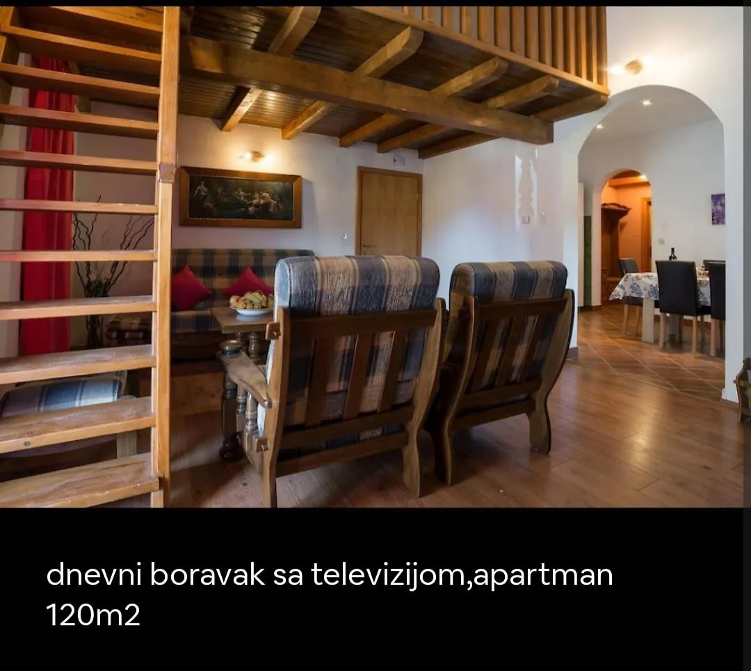 Apartman Marko Pula 0*,